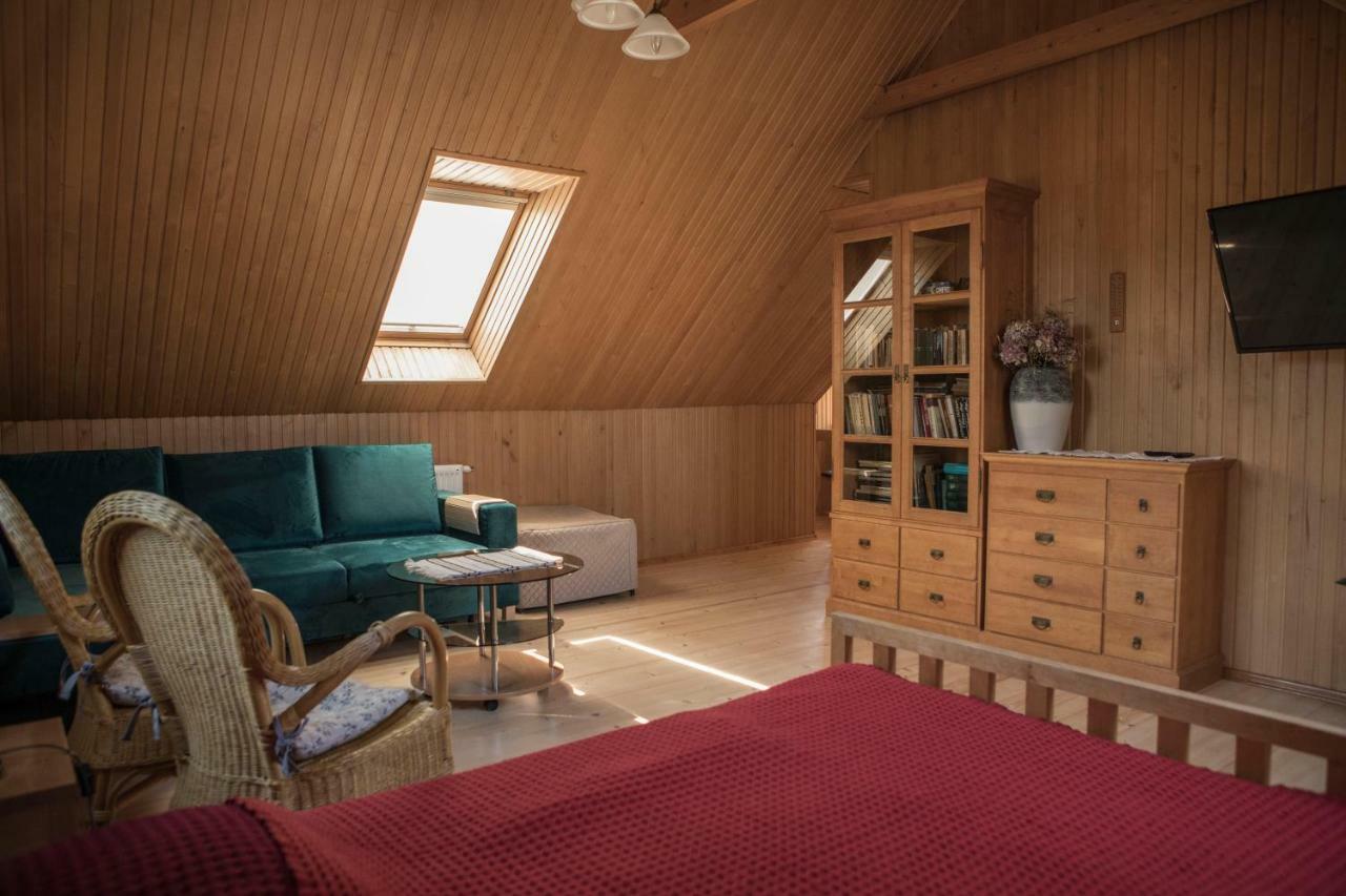 Apartmán Nidos Rojus Exteriér fotografie